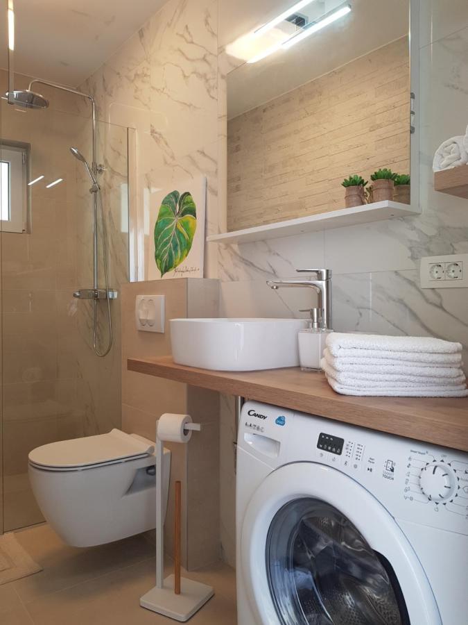 Villa Seaview With Pool - Apartment Cotton Трогир Екстериор снимка