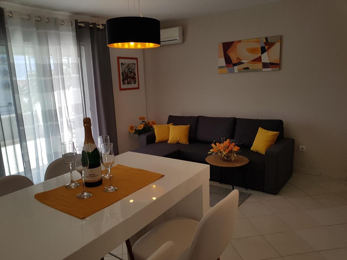 Villa Seaview With Pool - Apartment Cotton Трогир Екстериор снимка