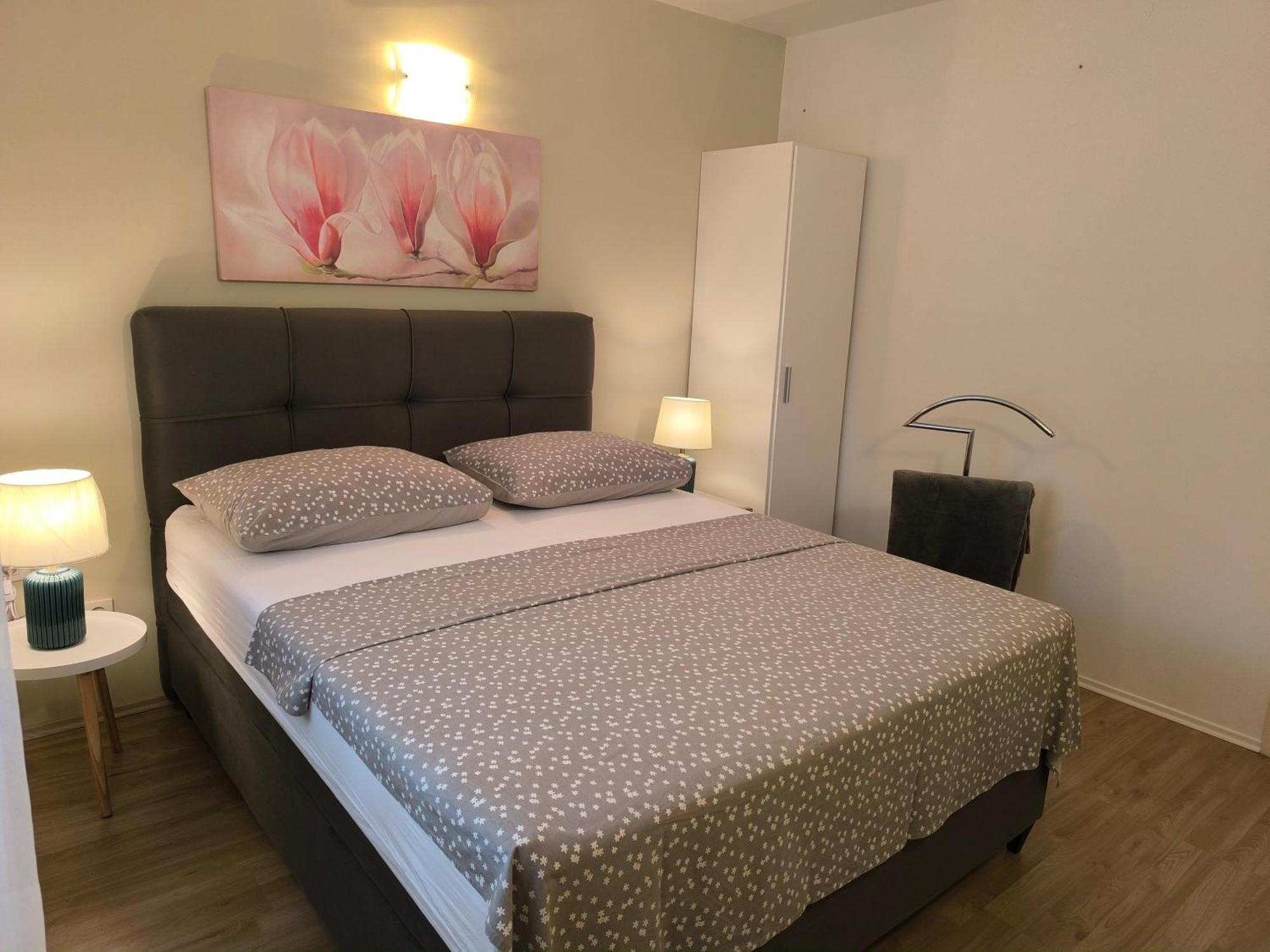 Villa Seaview With Pool - Apartment Cotton Трогир Екстериор снимка
